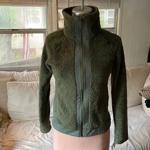 The North Face Olive Green Zip Up Fleece. Size XS.